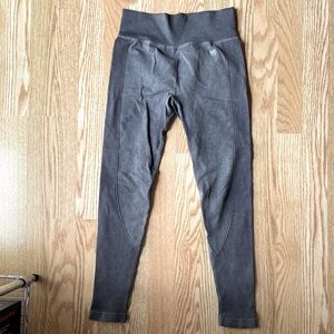 Forever 21 leggings ribbed on sides gray size small EUC super cute